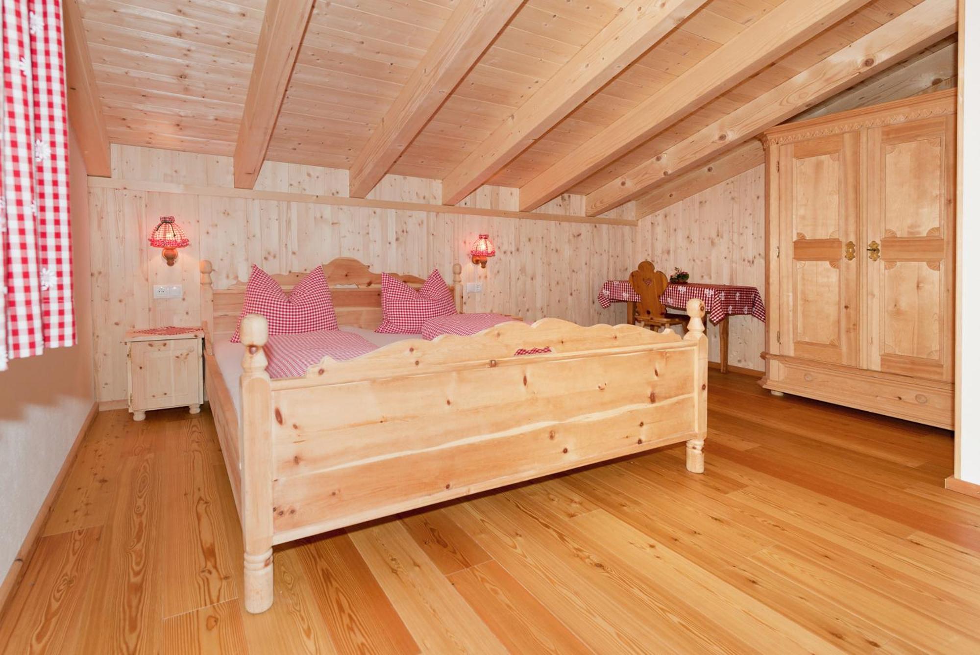Oberschoellberghof Lutago Ruang foto